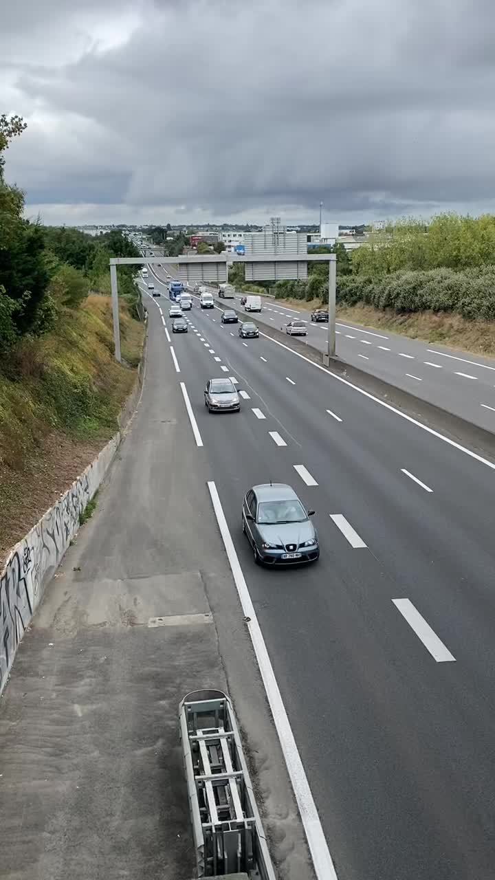 @LEOPNSX_TRUCKSPOTING🇫🇷🚨