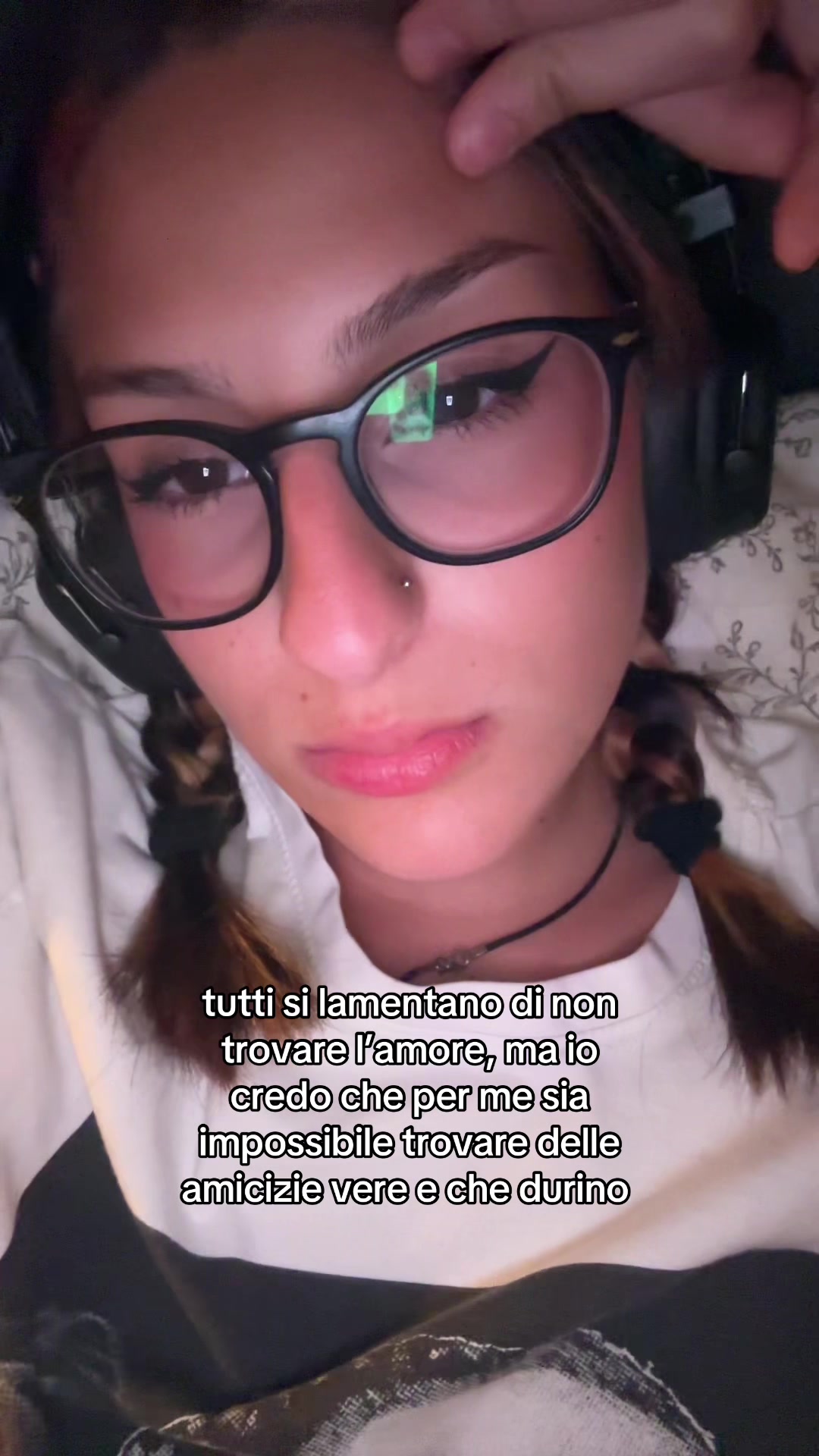 @🦦