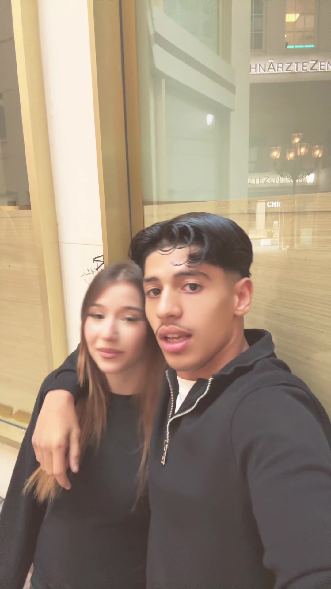 @💫