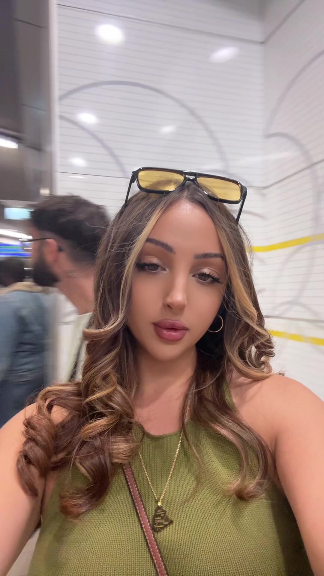 @naelleostra