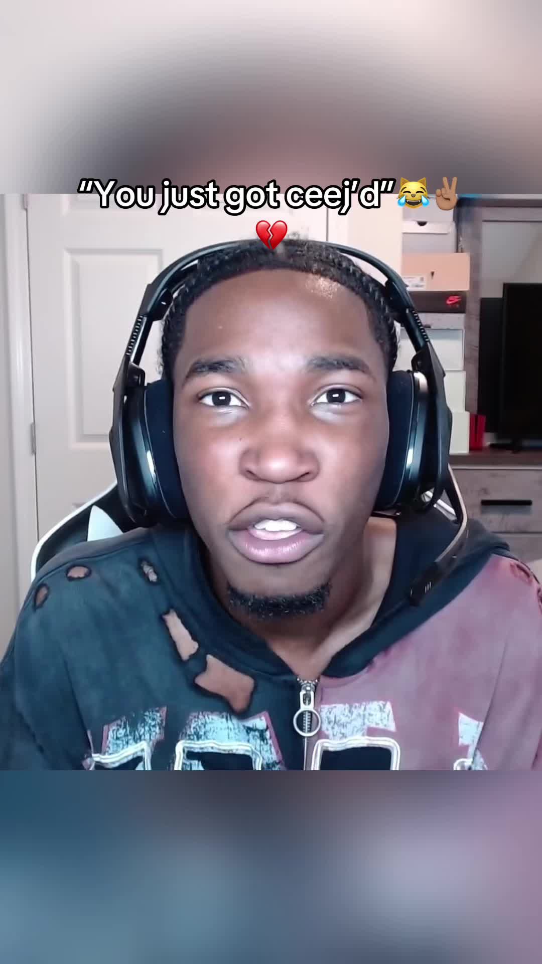 @2xCeeej