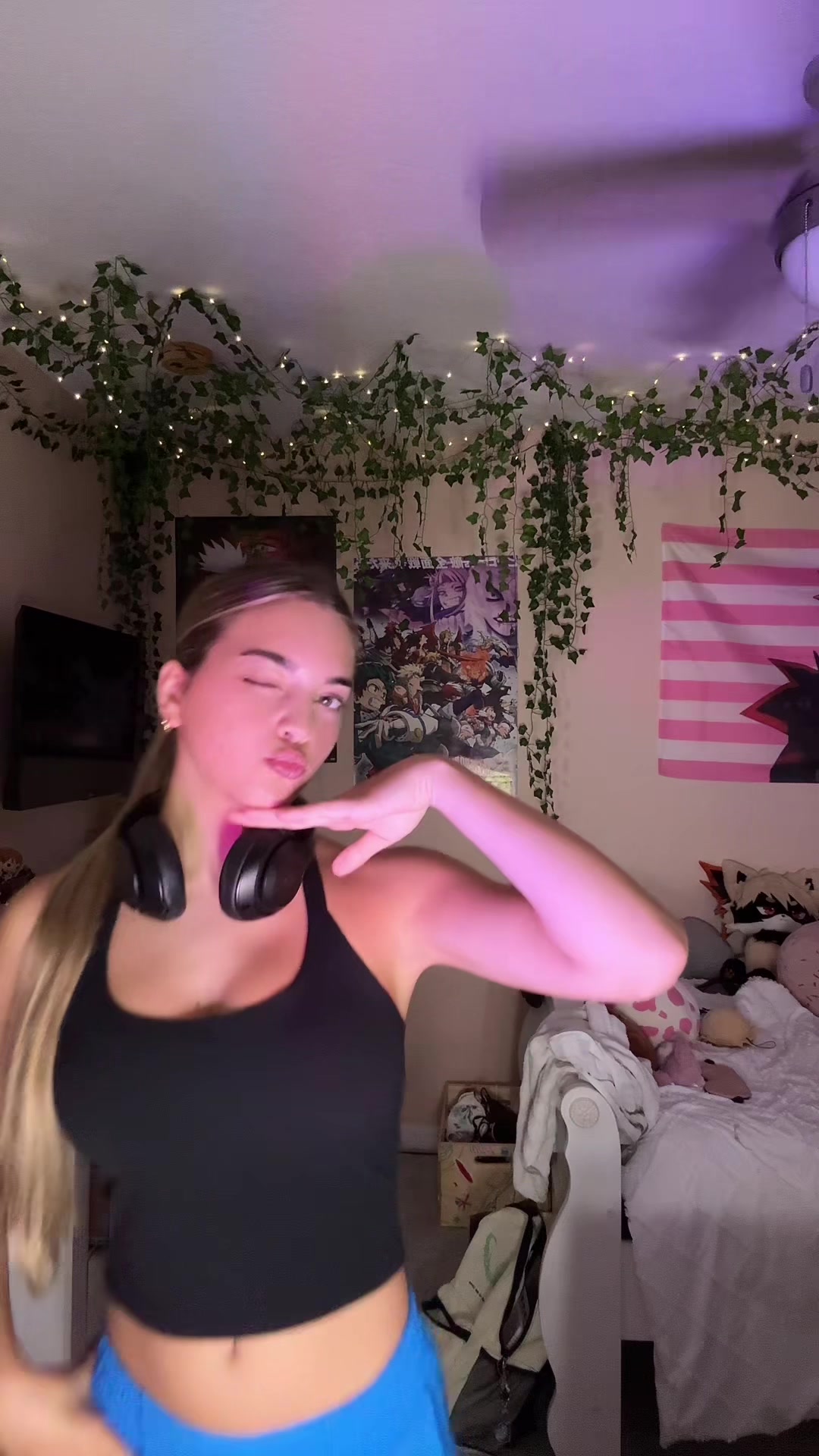 @Ella