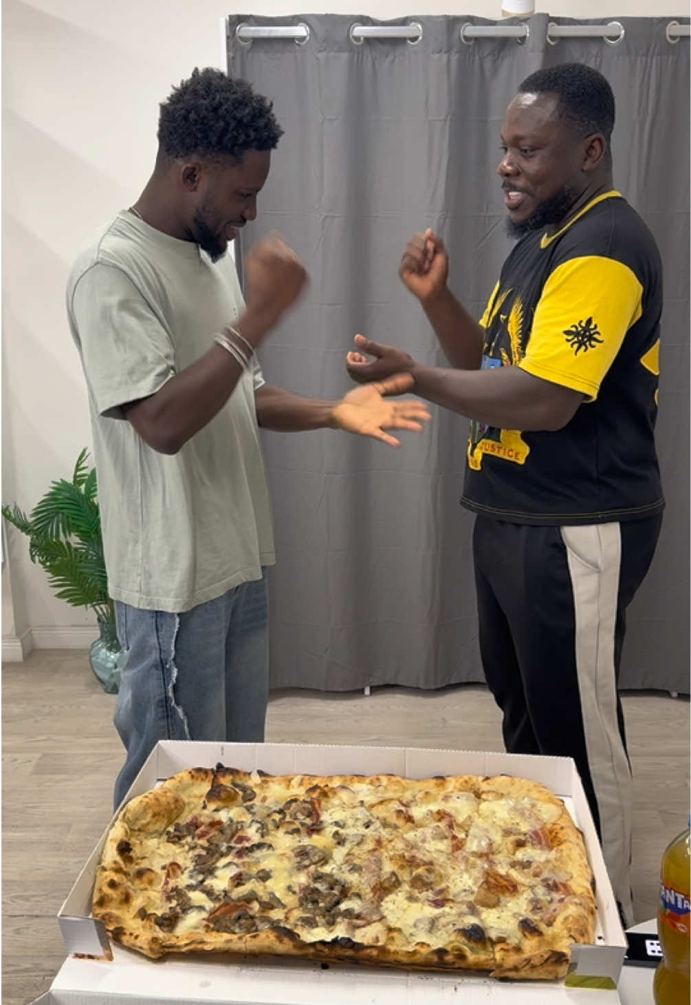 @AsankaBros🇬🇭