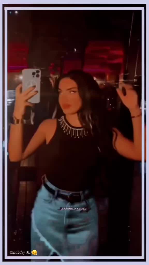 @_𝘚𝘢𝘳𝘪𝘯𝘢𝘯𝘢𝘻𝘥𝘦𝘫𝘧𝘯