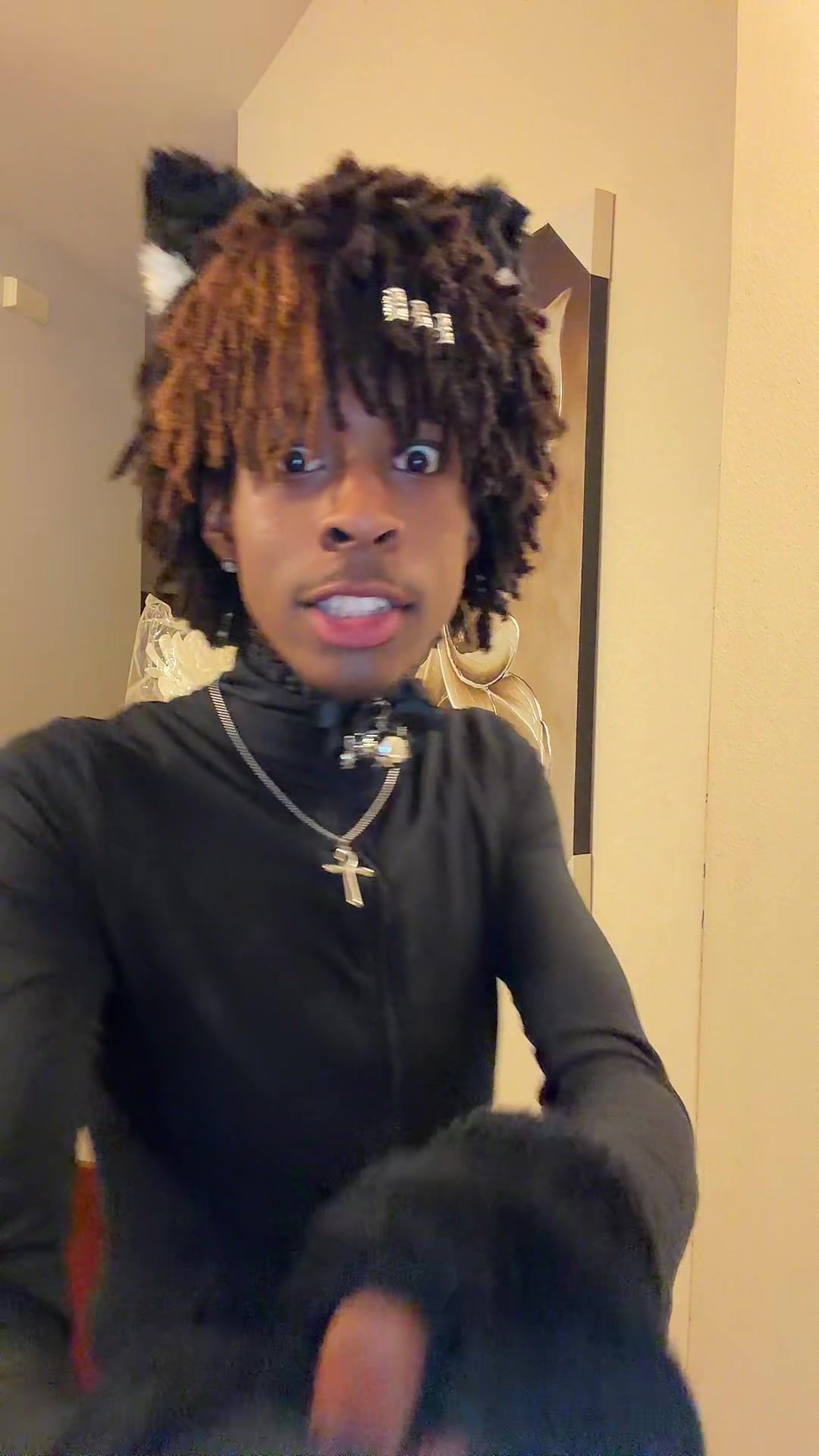 @Itspeanvt