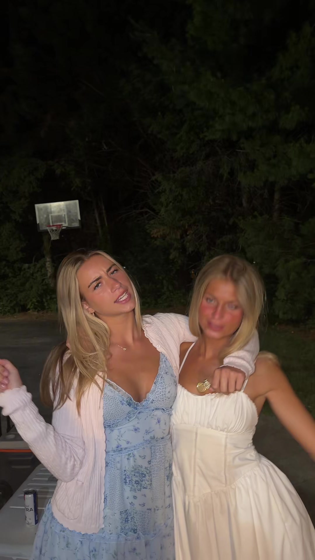 @av
