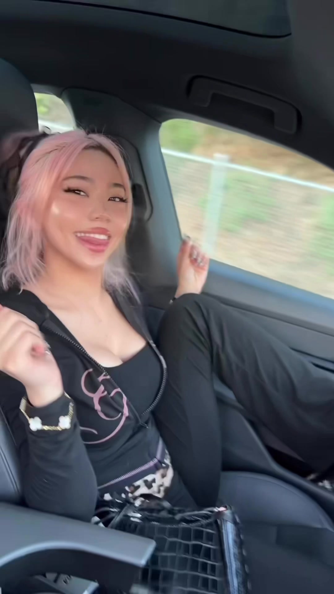 @kyliebud