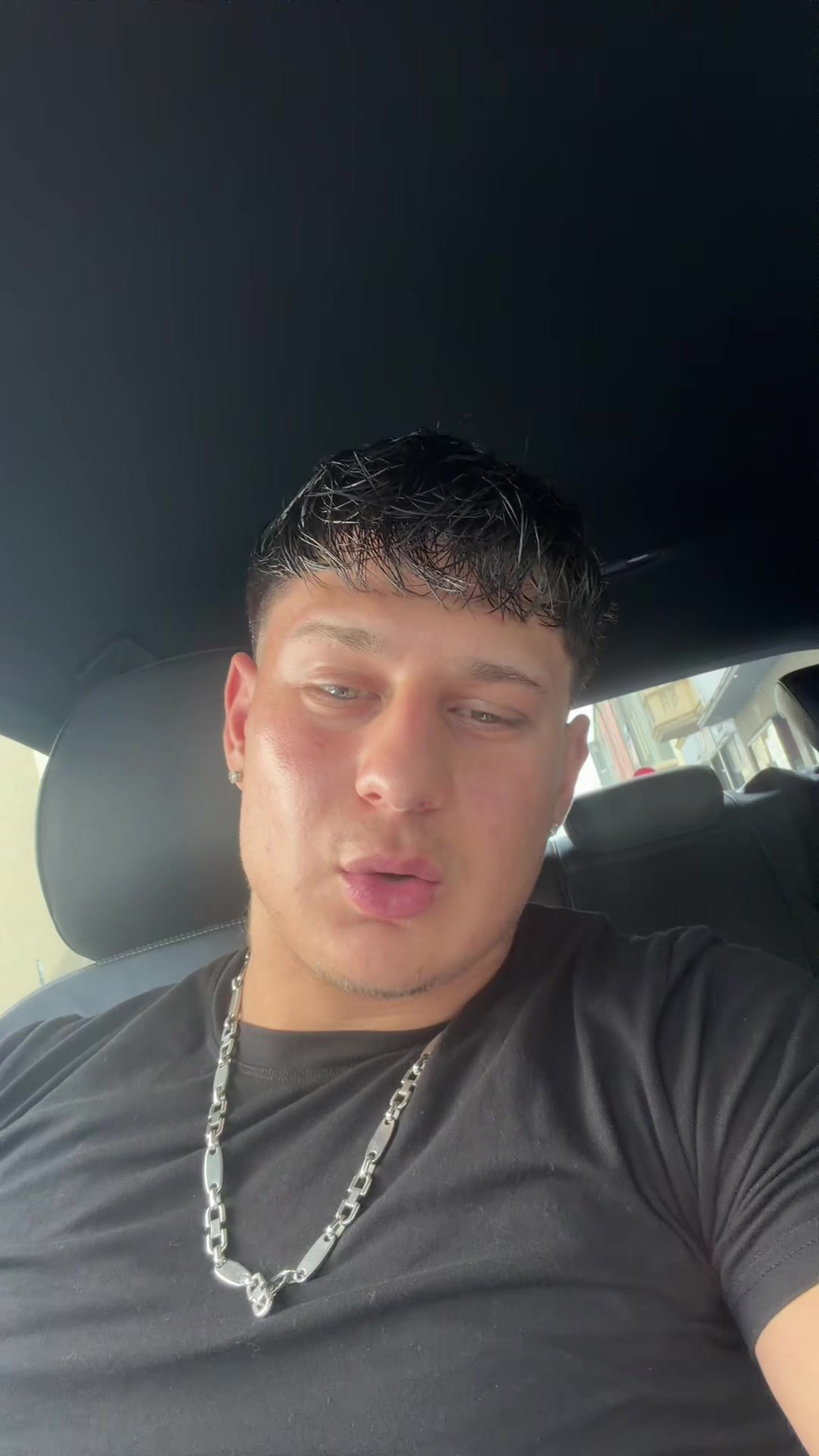 @njunior_69