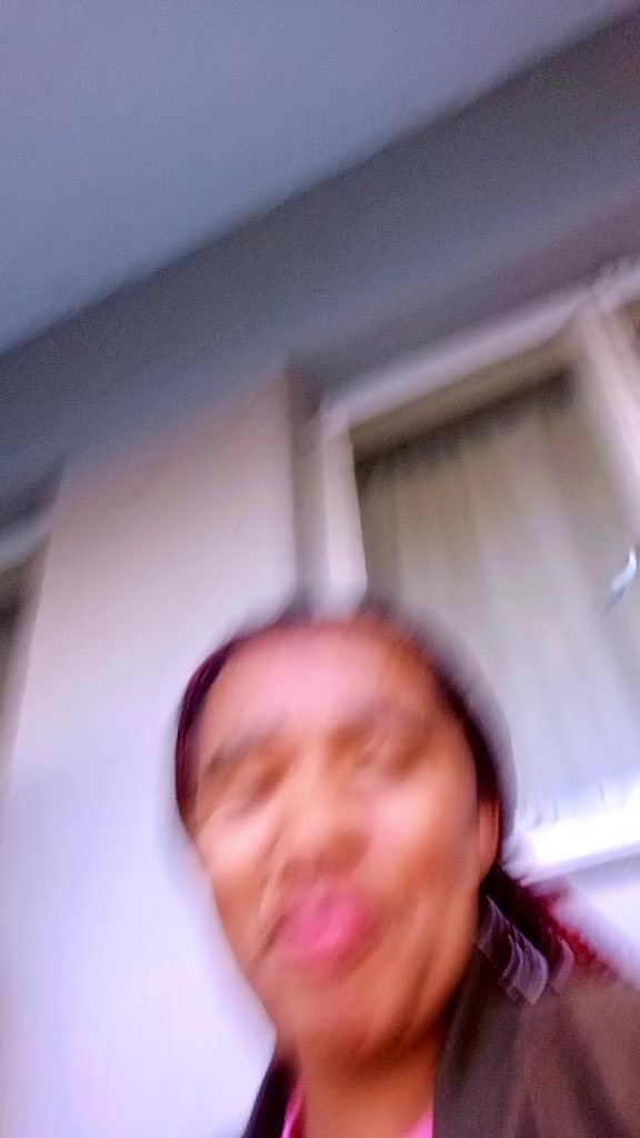 @zella.com