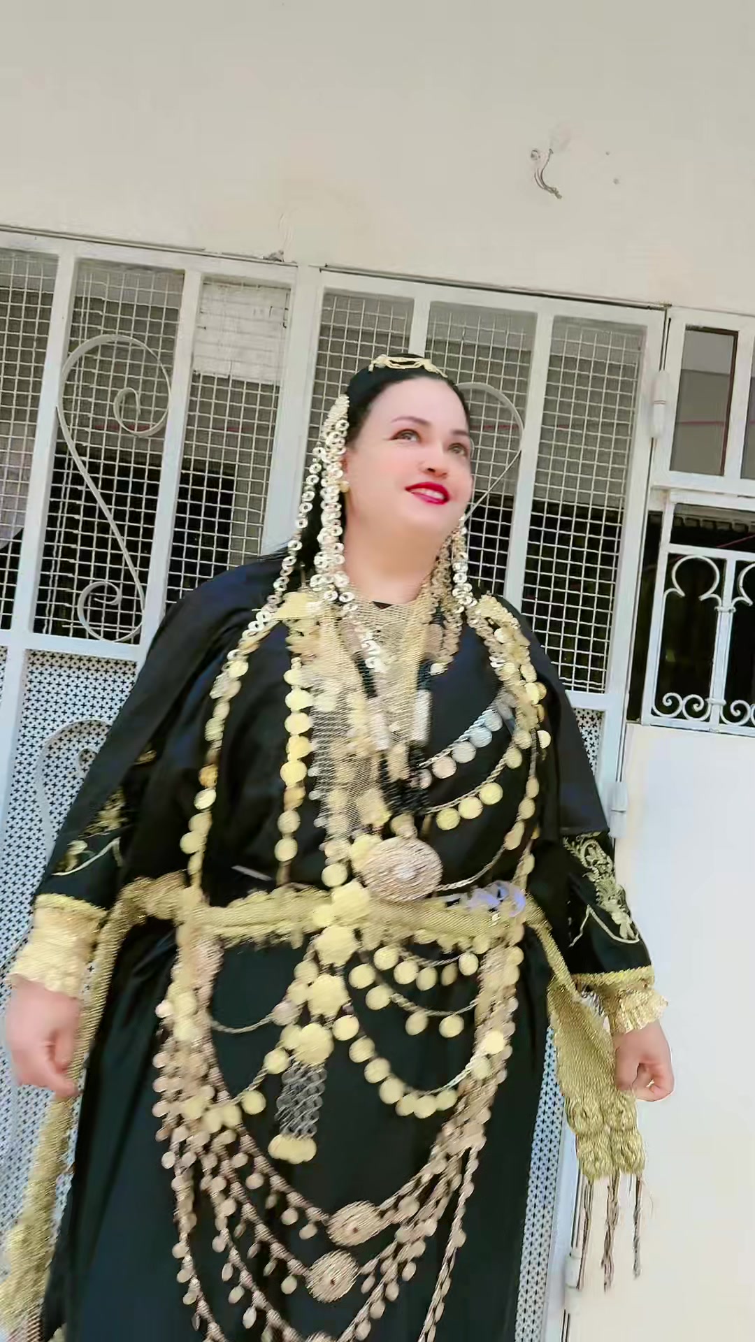 @Haifa Hichri