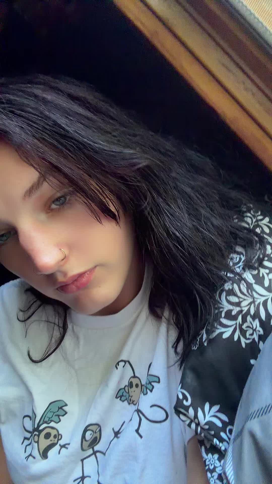 @Thebluechickennugget