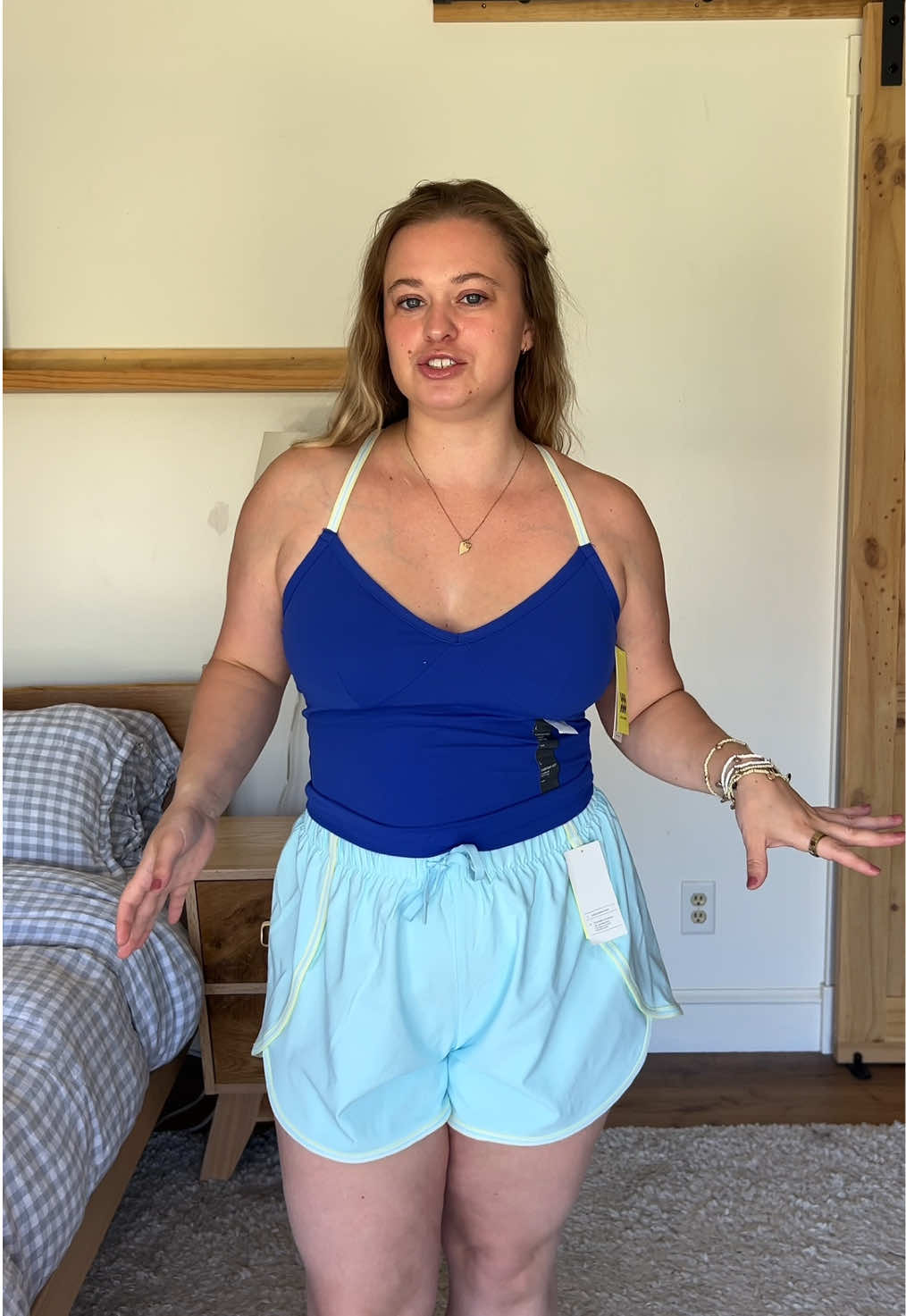 @jolene 🧚 midsize outfits