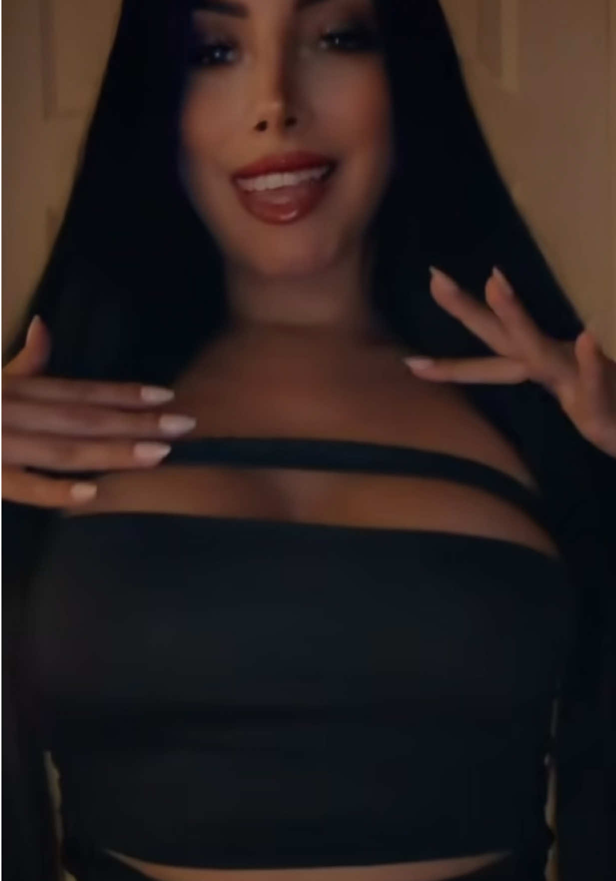 @Yuliana Valencia🌹