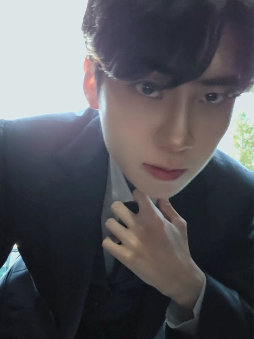 @LEE JIN HYUK 이진혁