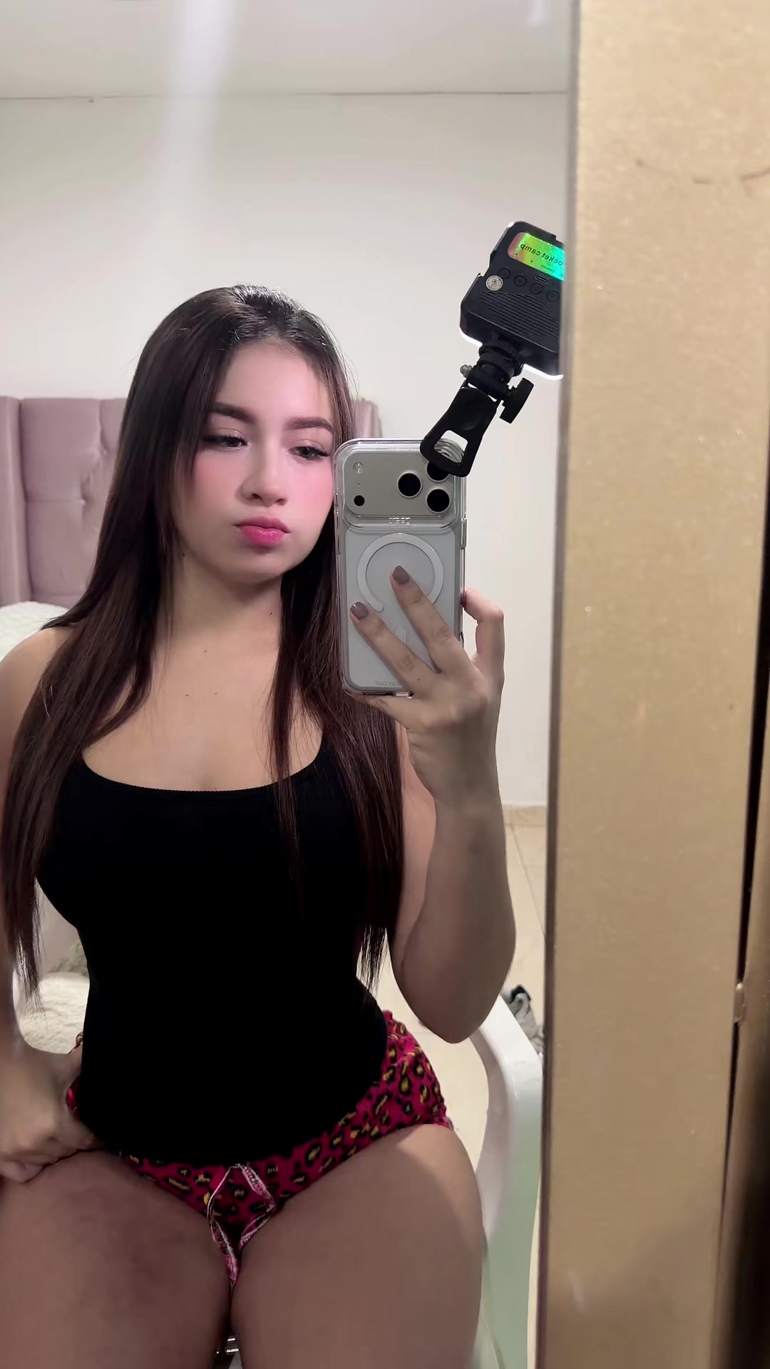 @Camila🐈