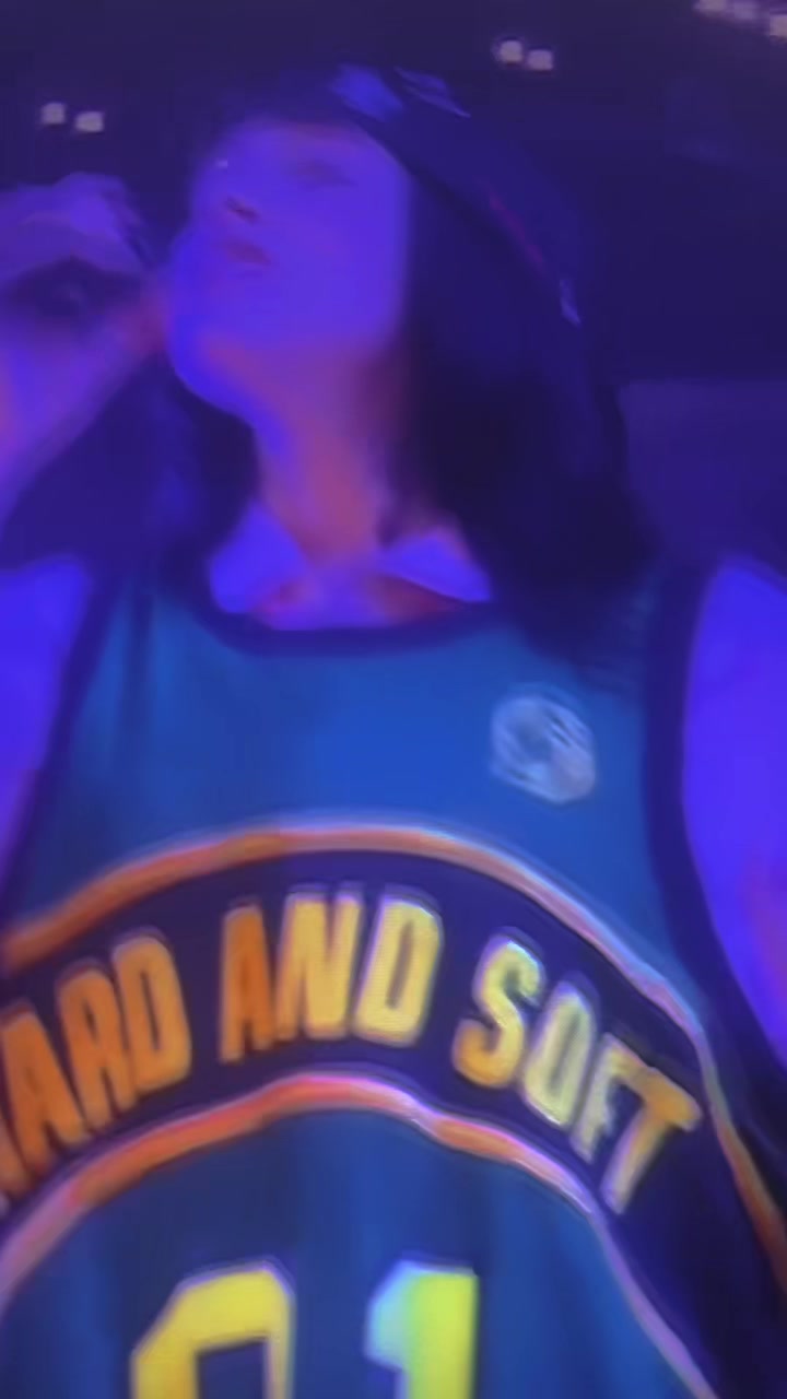 @Celebs.N.random