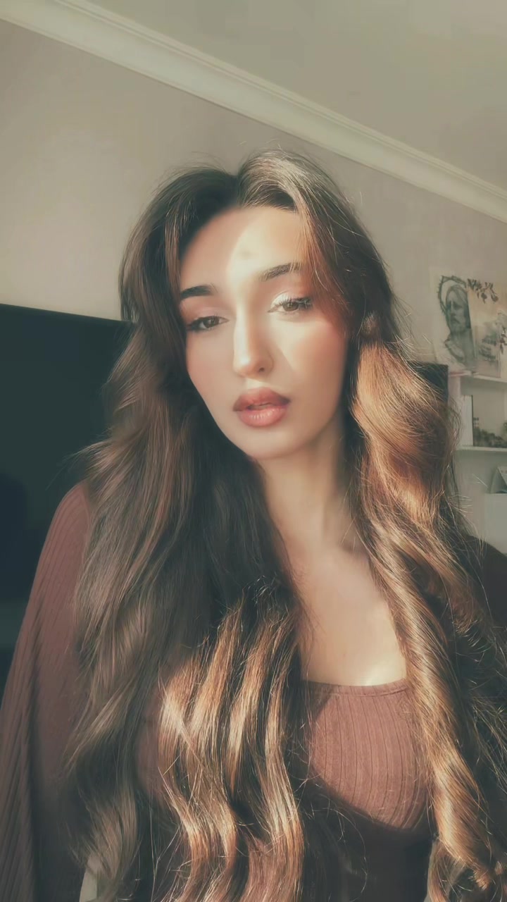 @𝐀𝐫𝐬𝐢