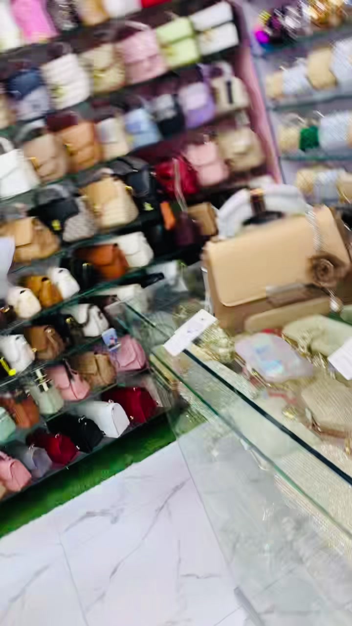 @Beauty Bank -official