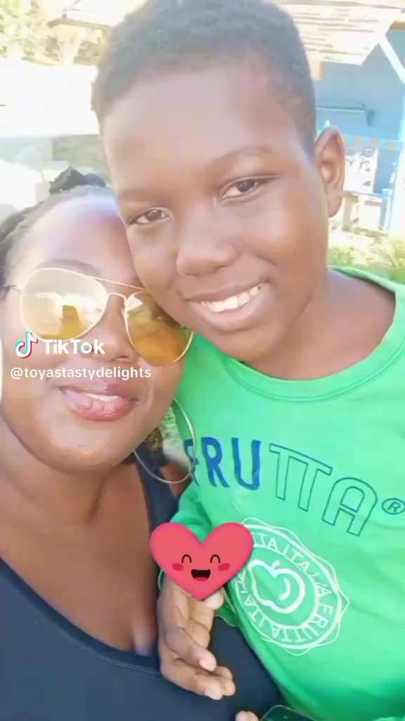 @Toya