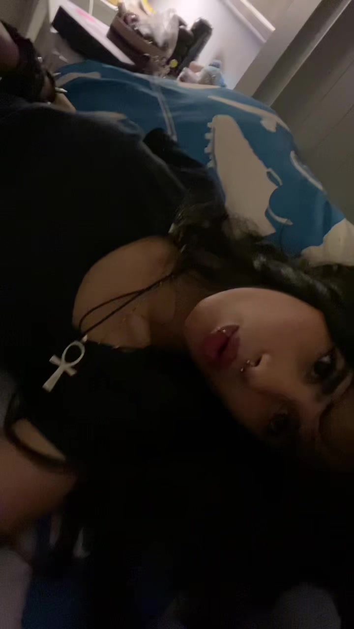 @!yn