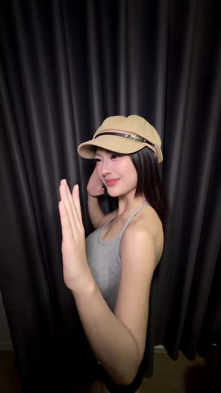 @เนย นฤมล