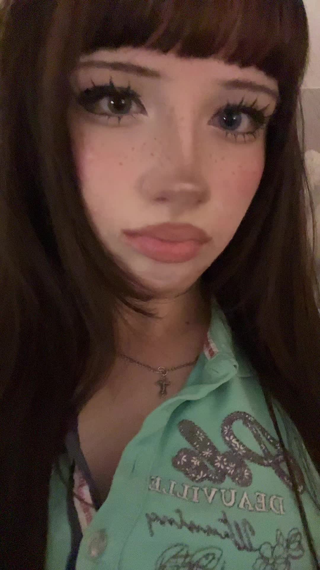 @nicole