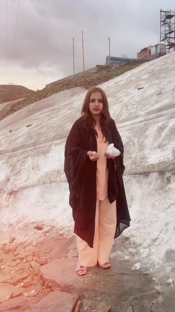 @AyeSha ShaHzadi