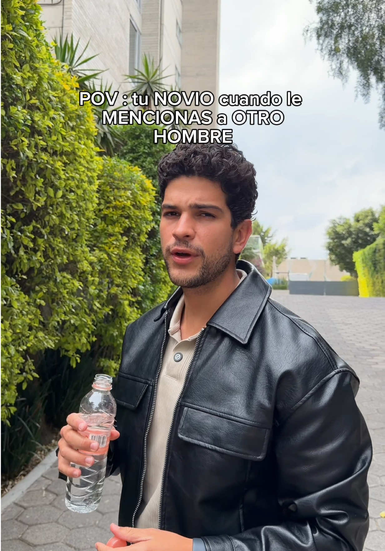 @bernardo flores