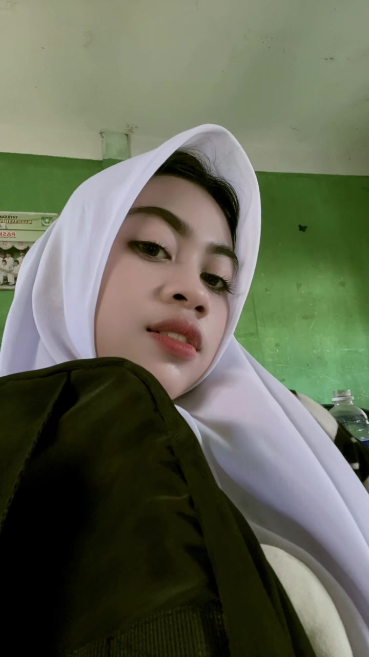 @lunless🕷️🥀
