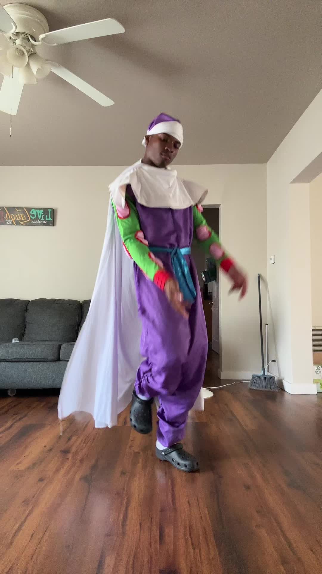 @Datboirosie