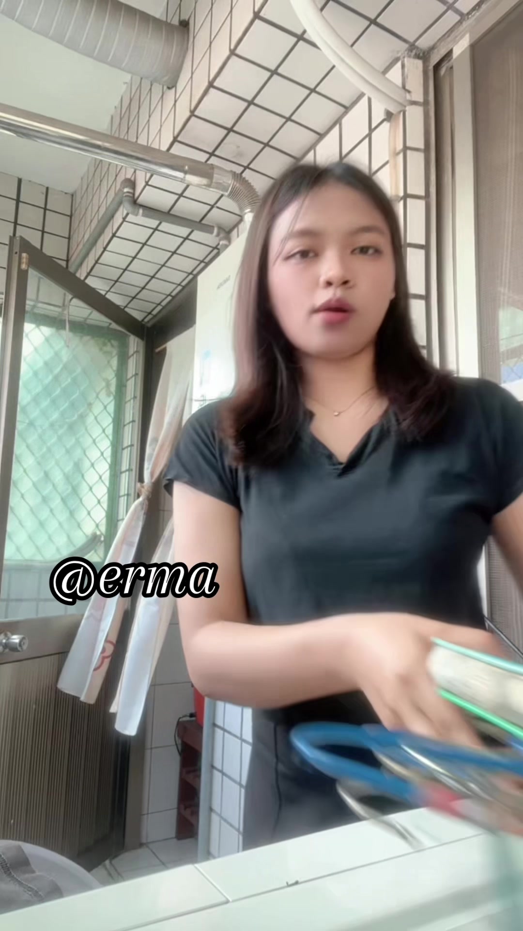 @Erma~
