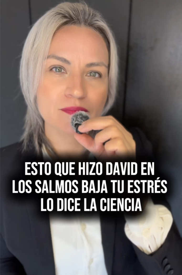 @Viridiana Mart&iacute;nez|Ciencia&Fe