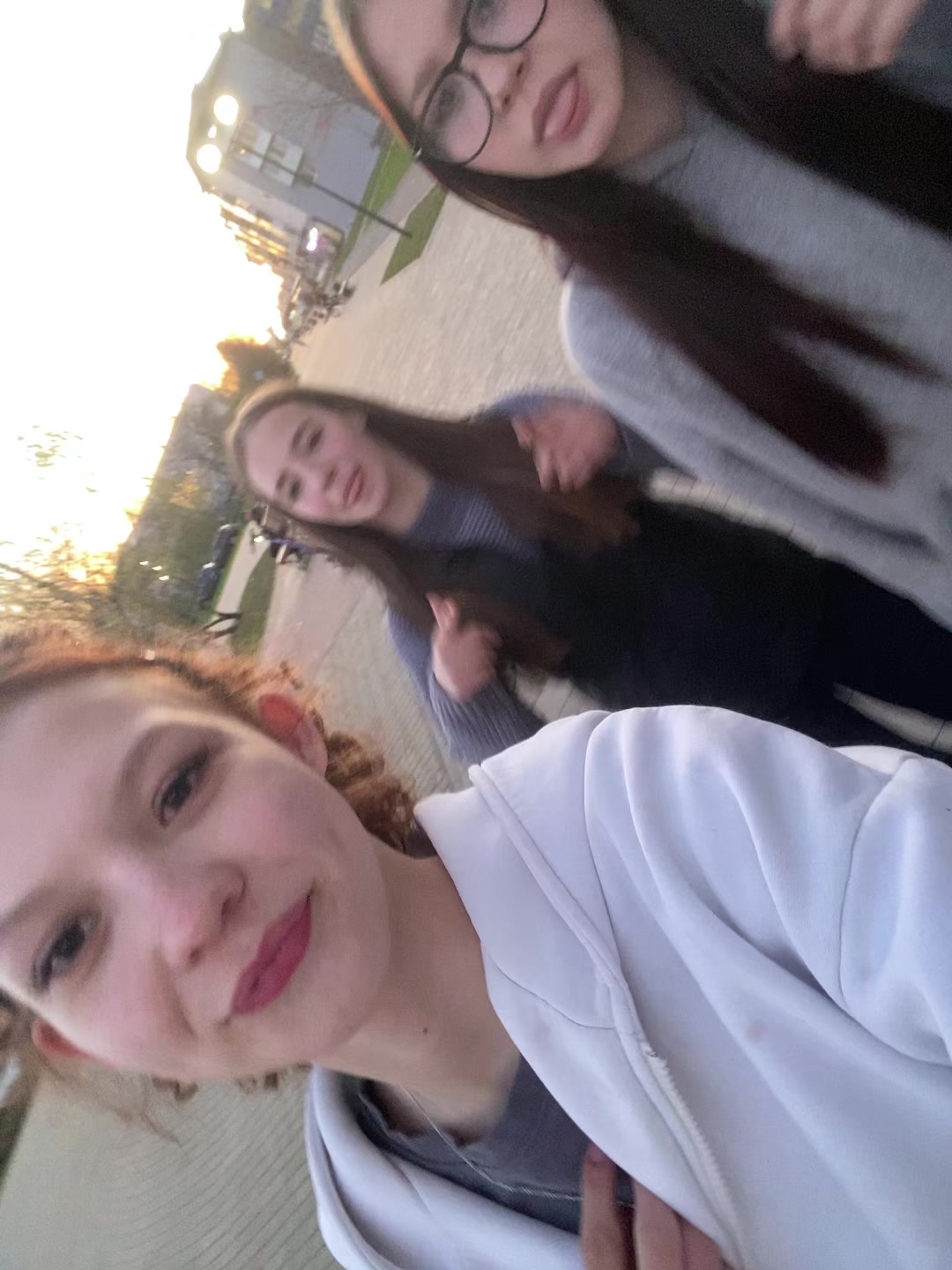@дашуля