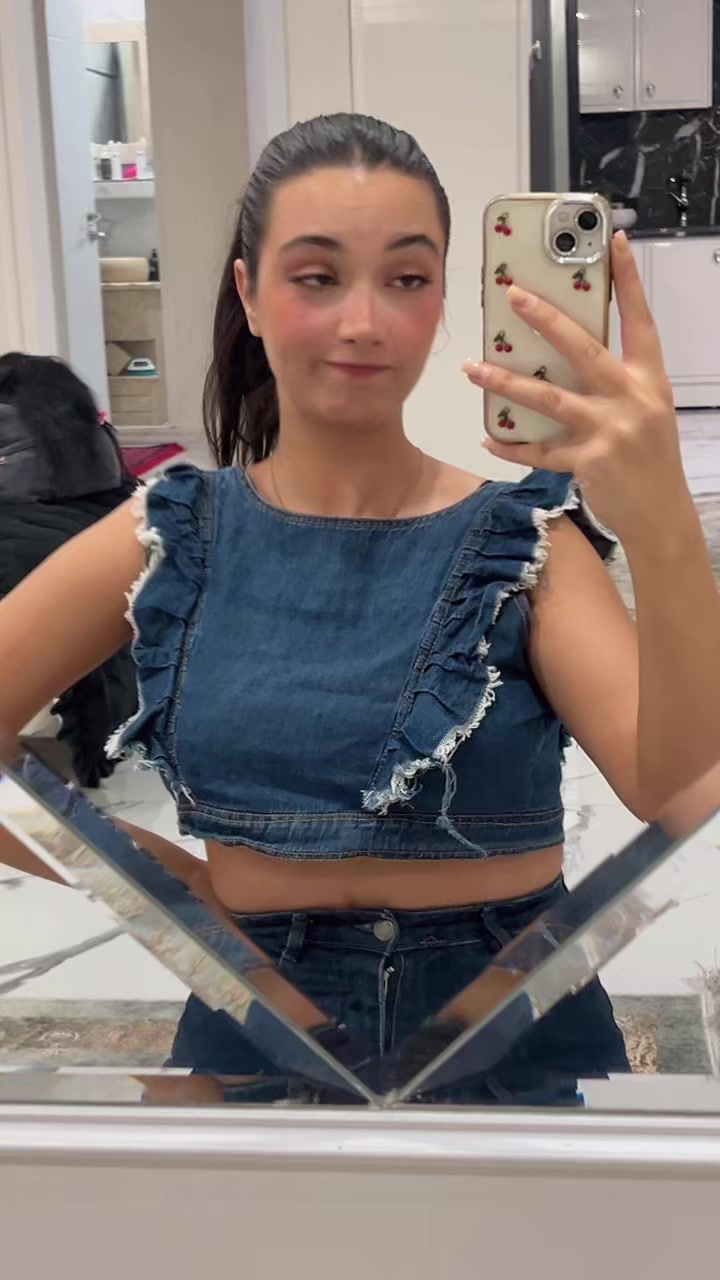 @Mehrsa