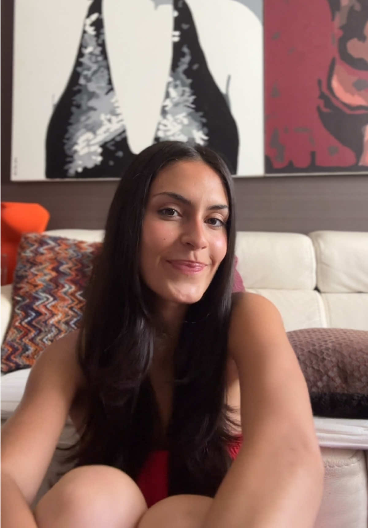 @mia.benita