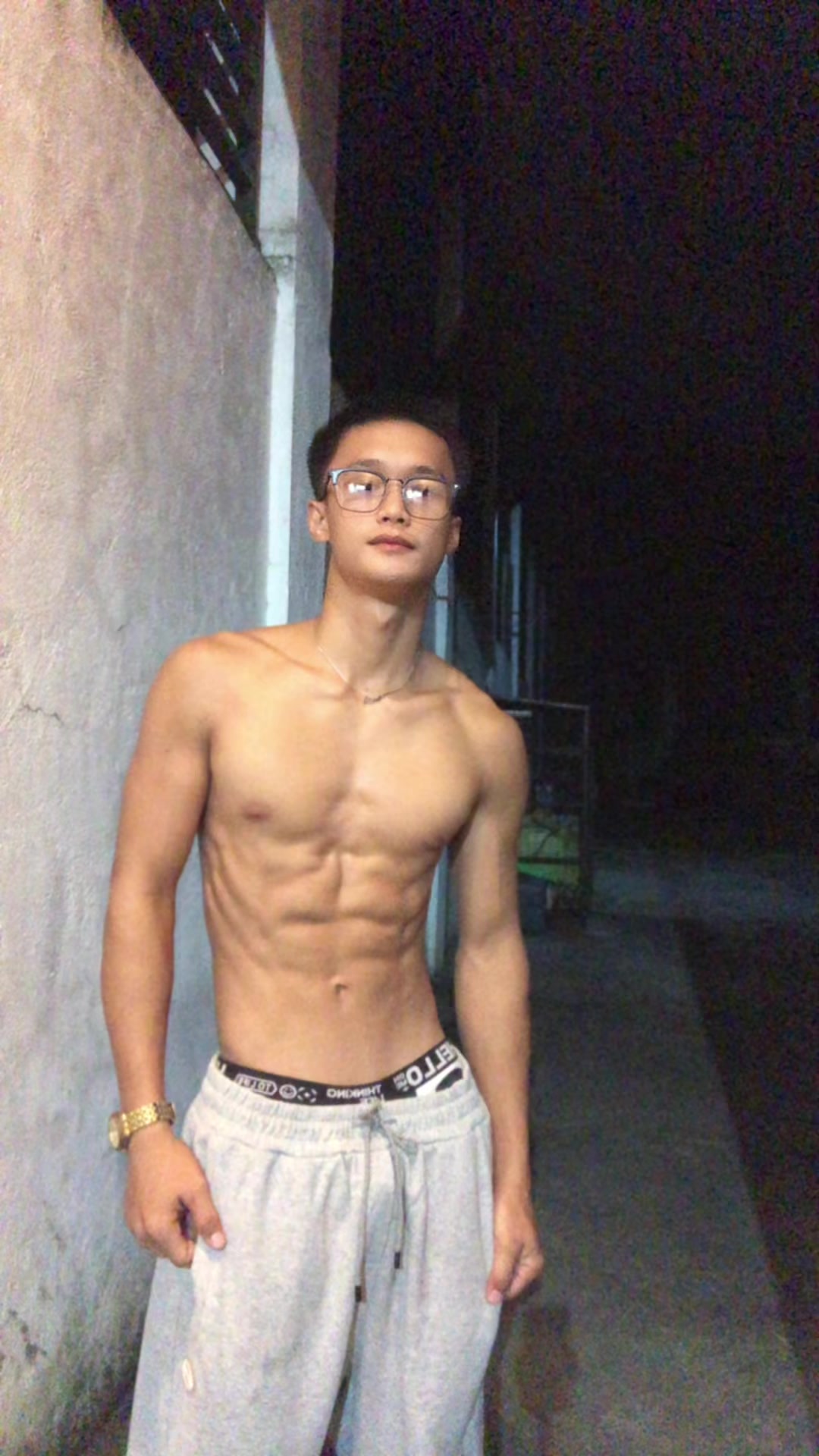 @ryzz