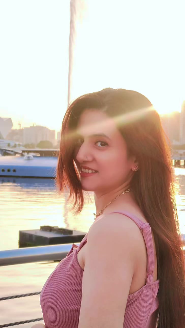@Uzmi queen