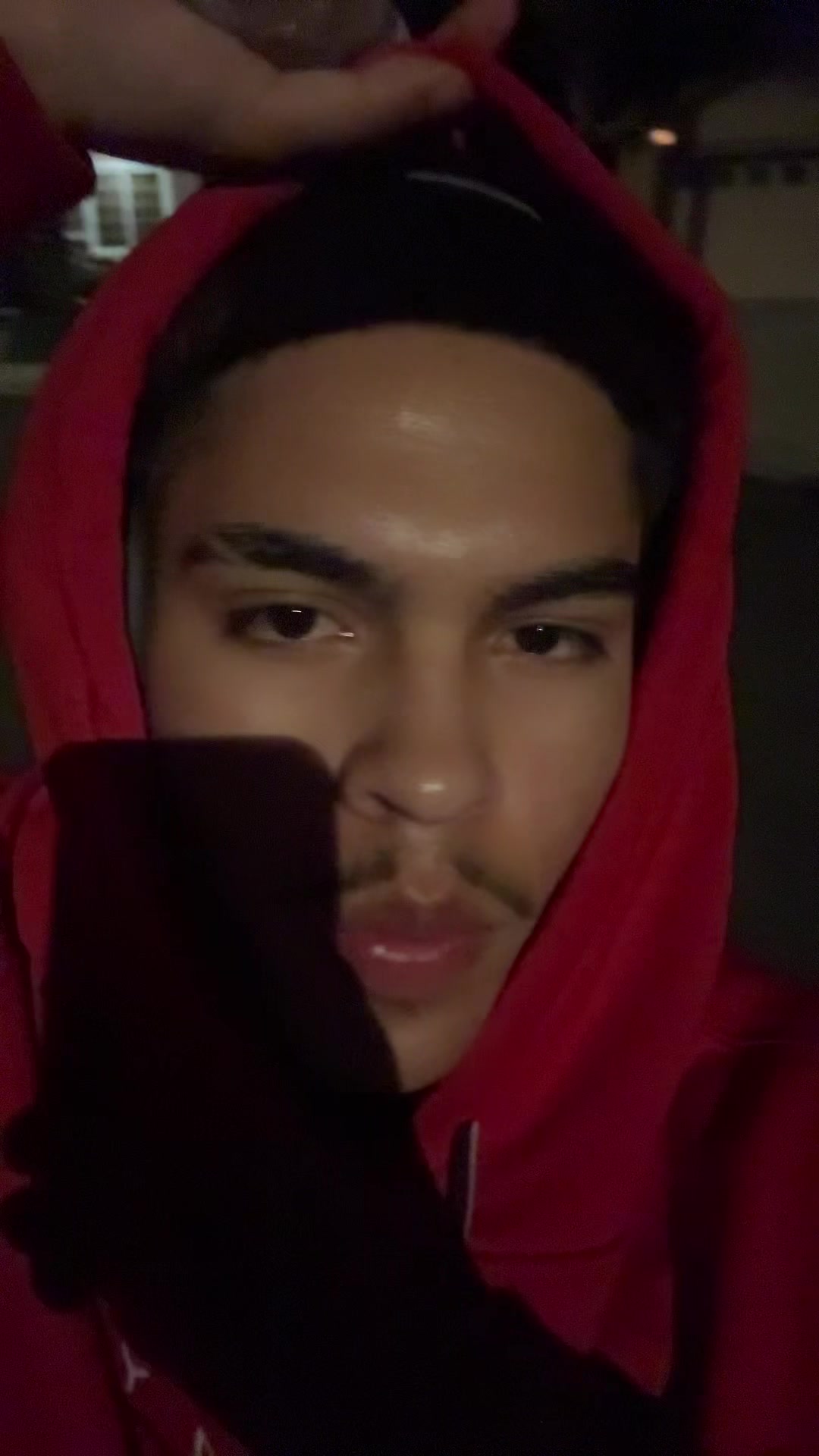 @🧟