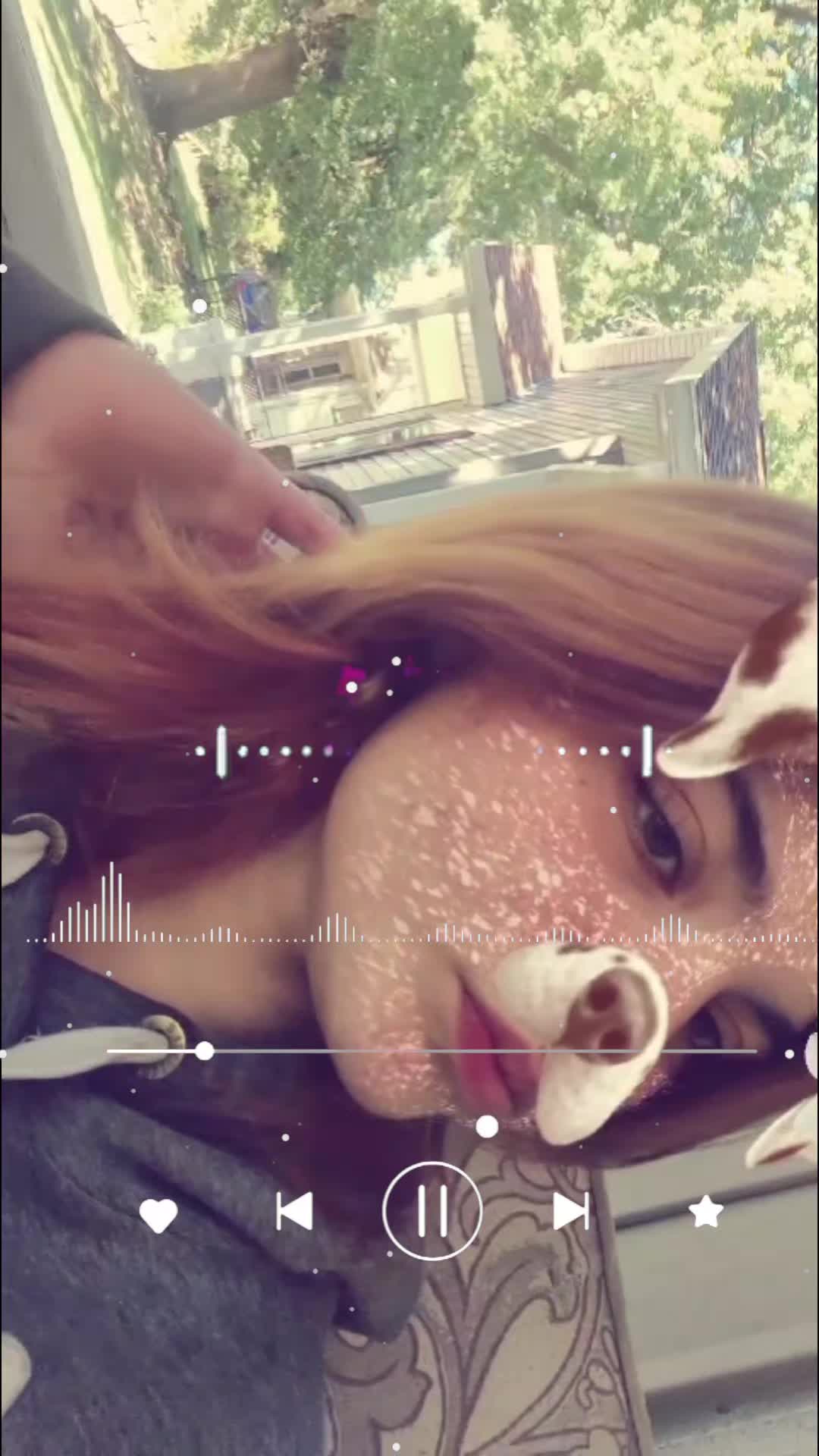 @Bella