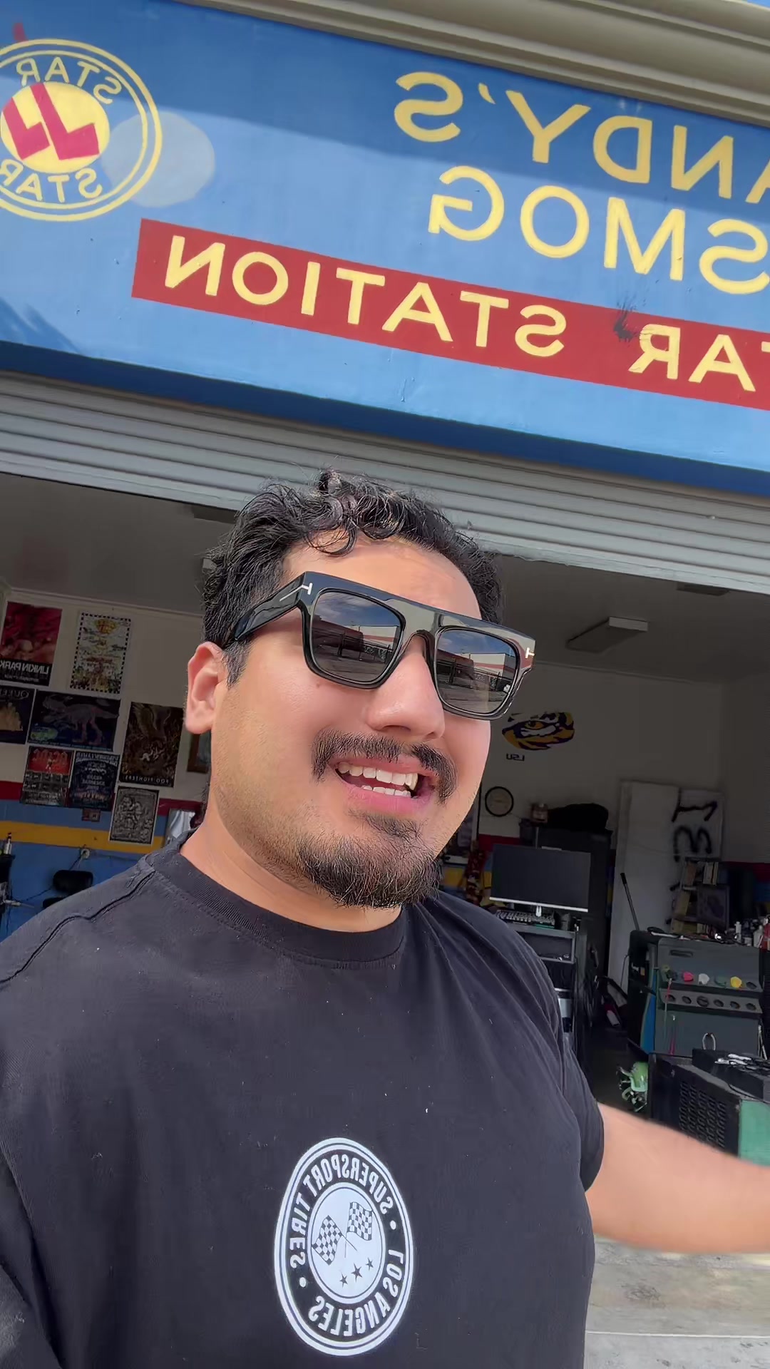 @ThatManSalas