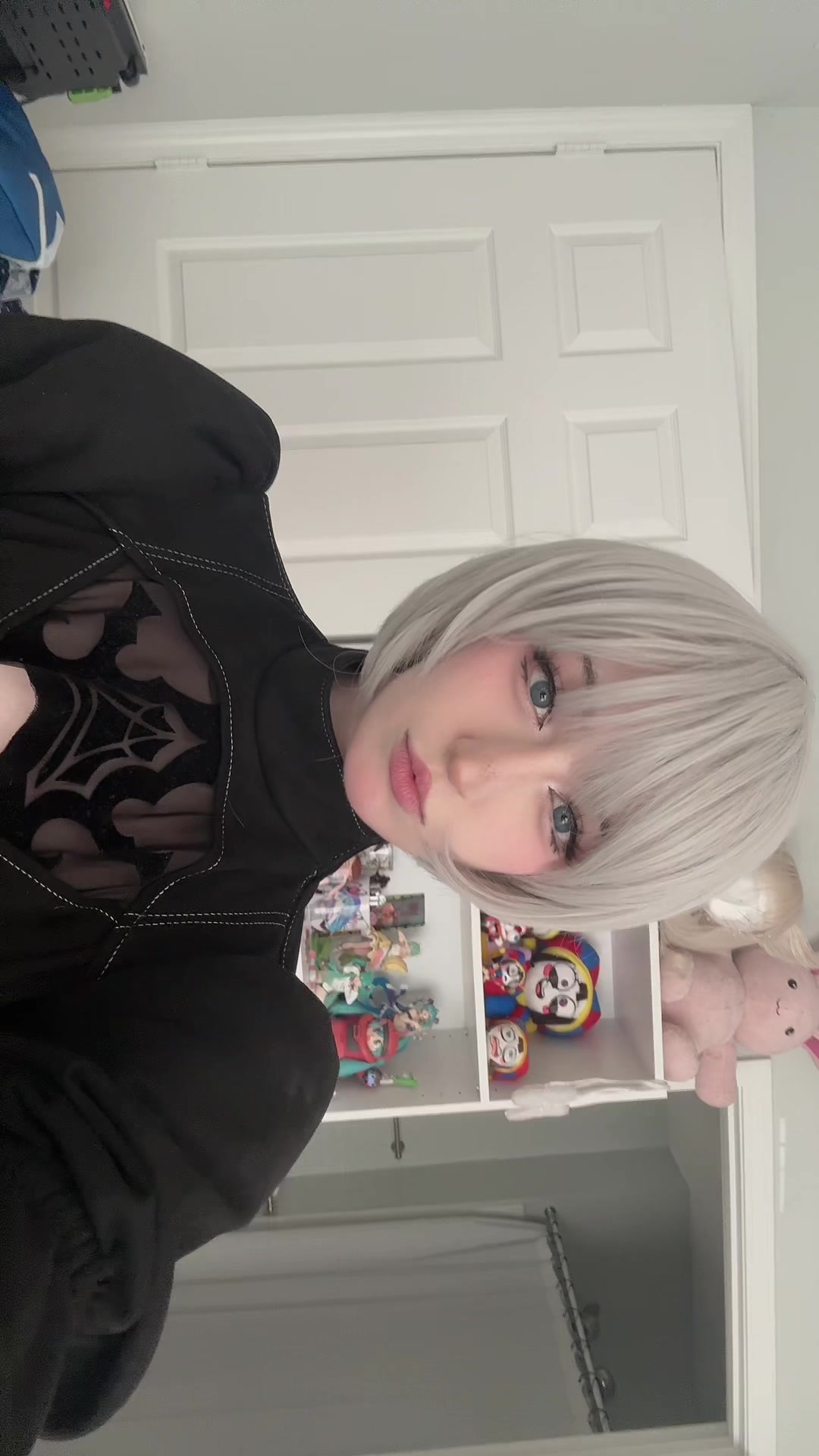 @moekittiez