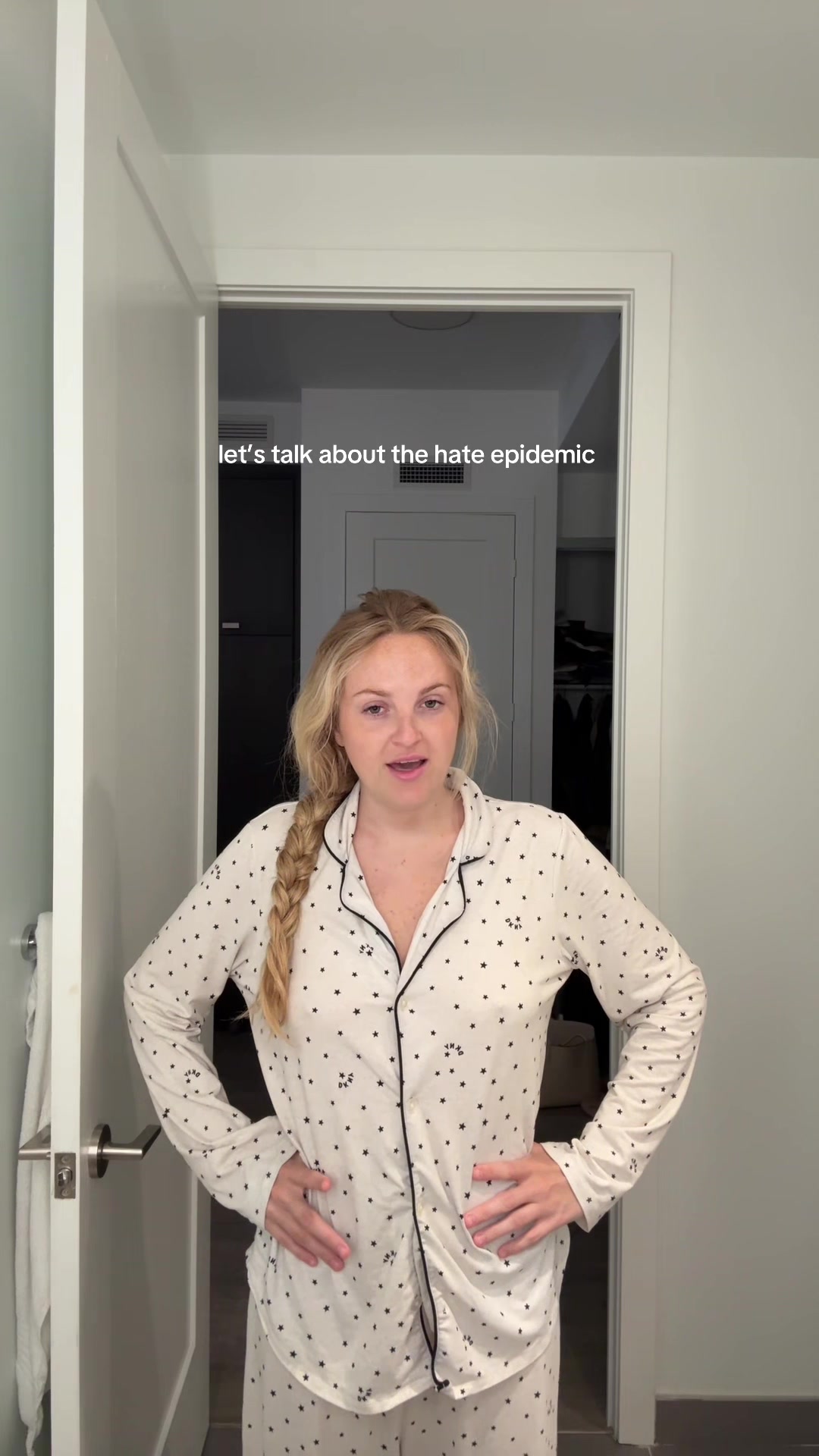 @dumbblondediary
