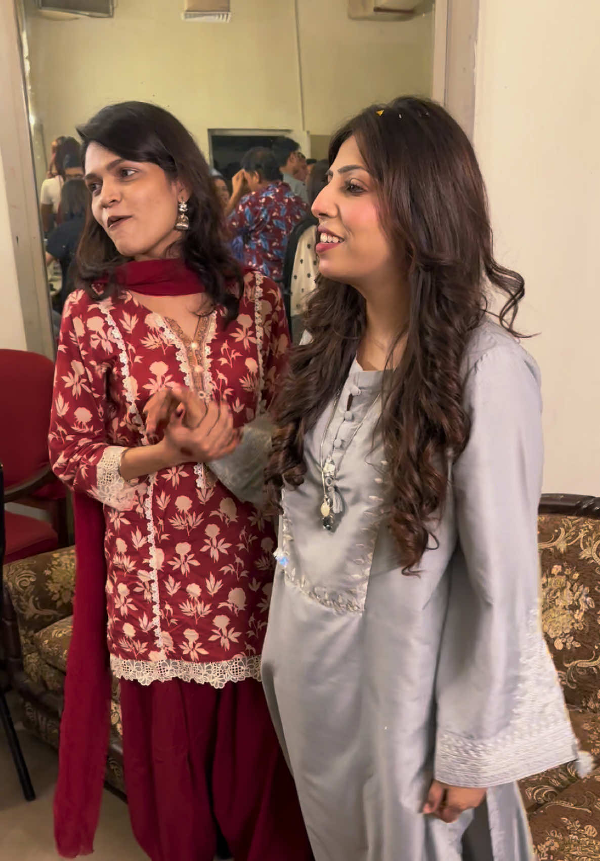 @Hiffi🇵🇰(804)