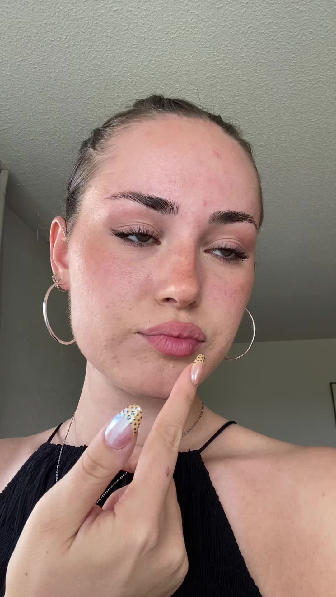 @Coraaaa