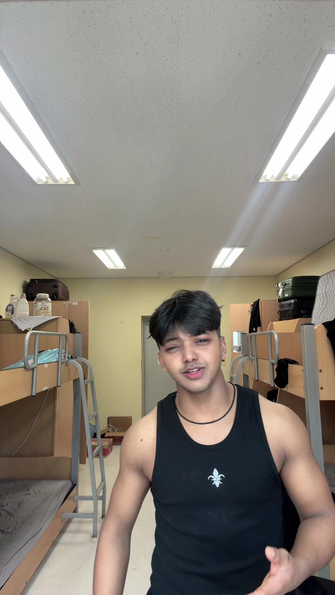 @우선