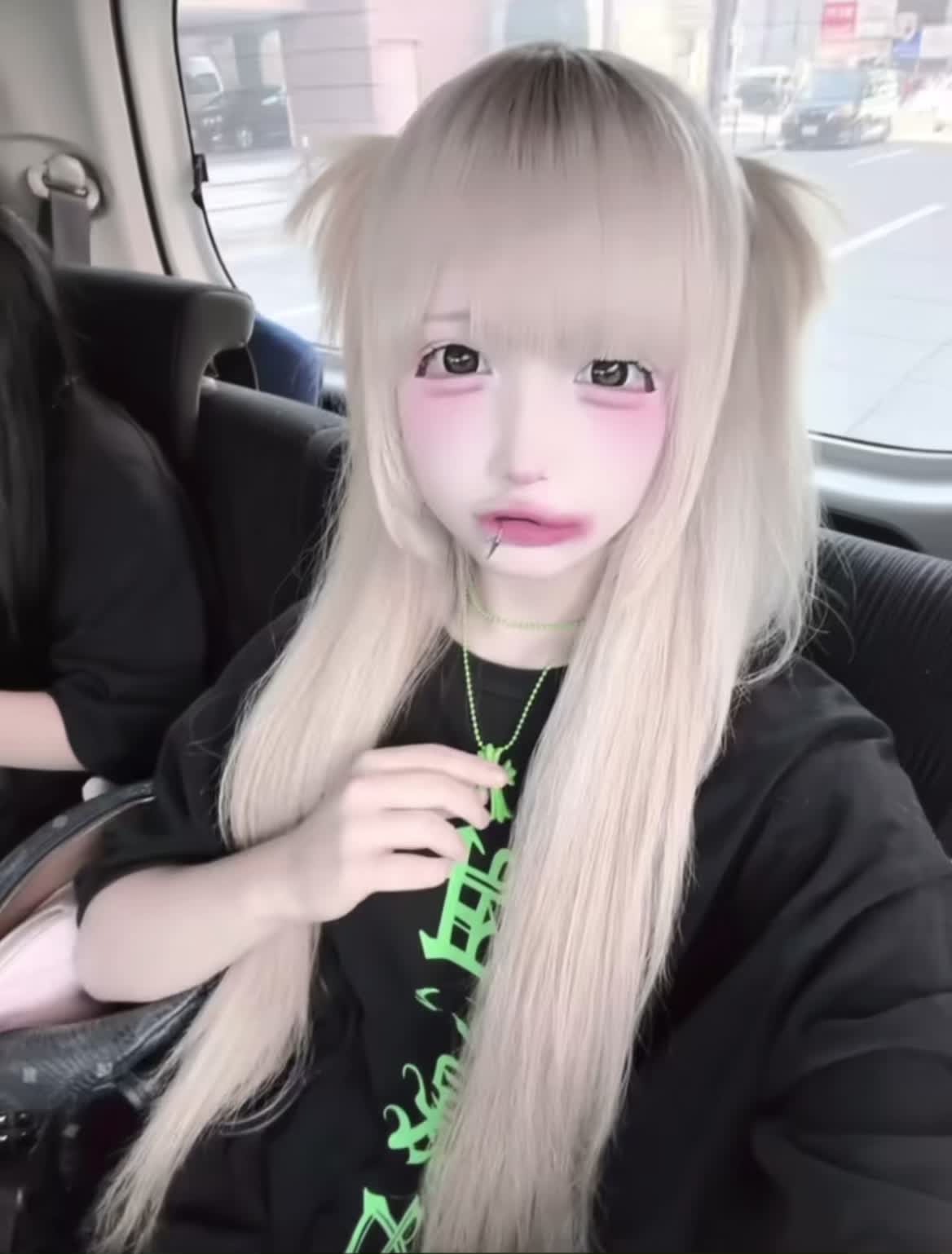 @т⩊т