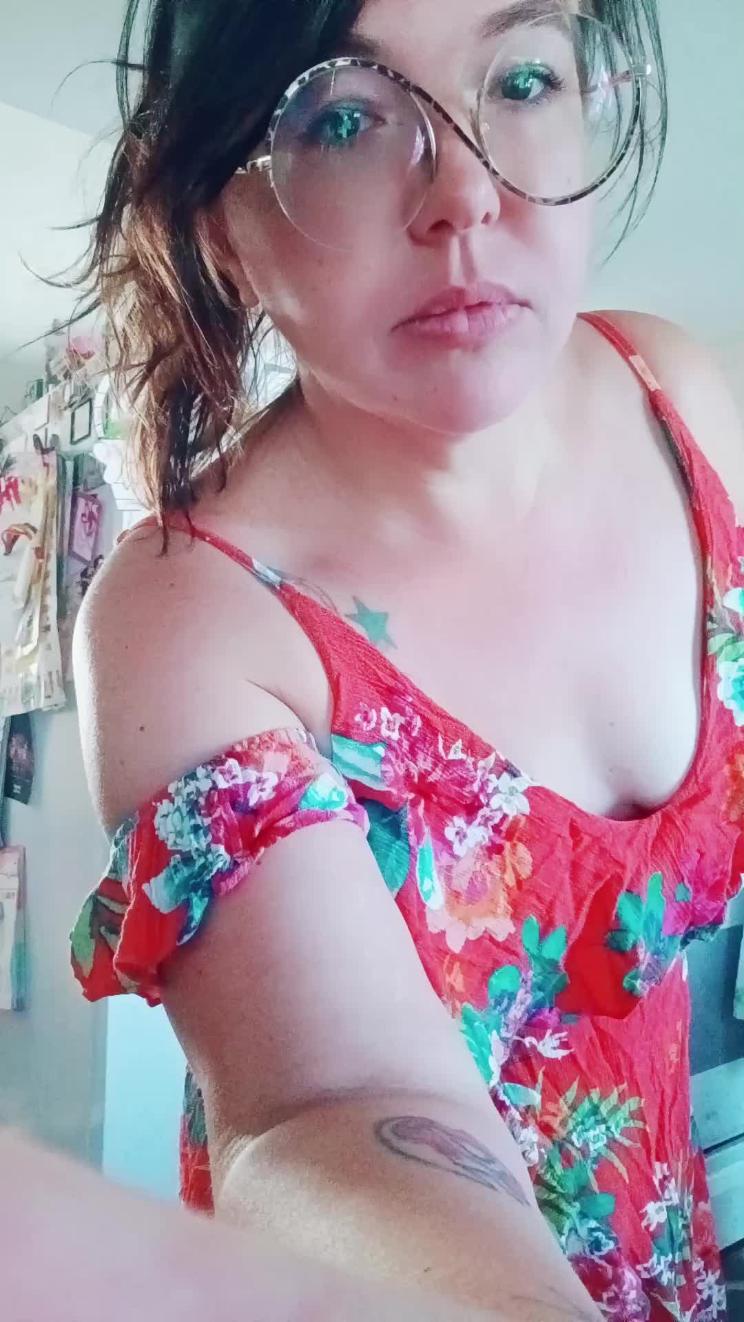 @Chellyissomewhere710