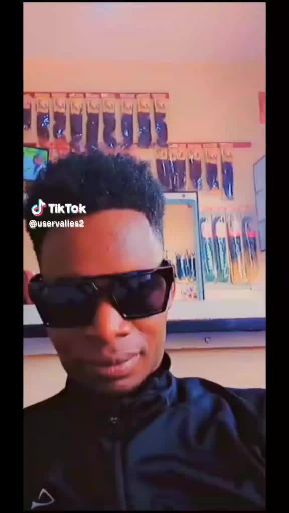 @valey🫰🫵👉