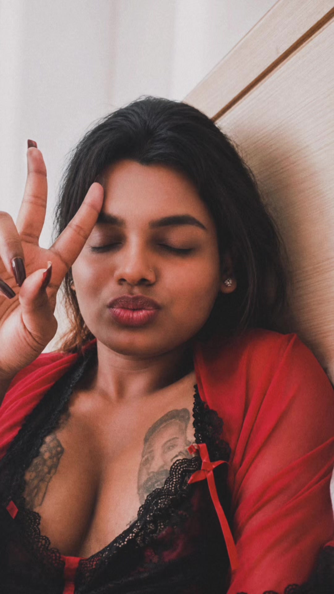 @Aishh💕🤍🕊