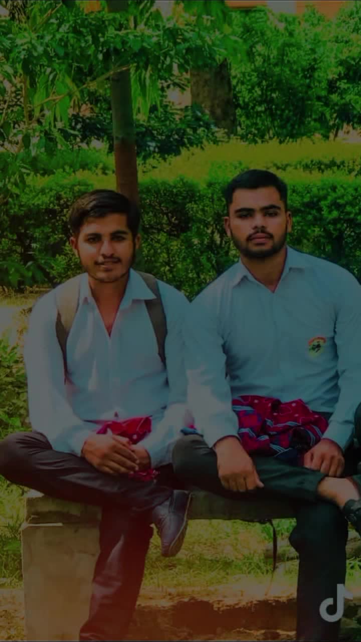 @SADA SAHI🇵🇰